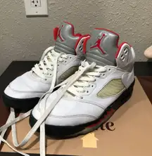 Men’s  5 Retro Fire Silver Tongue