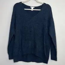 H&M  V Neck Classic Long Sleeve Comfy Cozy Wool Blend Sweater Longer in Back