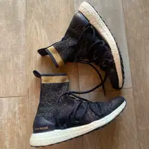 Adidas UltraBoost Stella McCartney Womens Size 7.5 Blue Running Shoes Sneakers