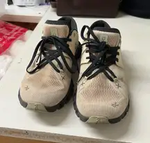 Peach on cloud tennis shoes