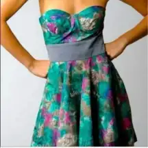 Elizabeth and James Silk Blend Watercolor Floral Strapless Dress Size 2 XS