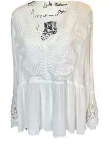 Arula White Boho Peasant Blouse Size B Embroidered Lace Sleeve V-Neck‎