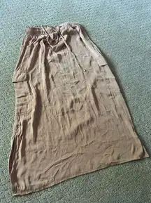 Aerie  Beige Maxi Skirt Size Medium Bin 136