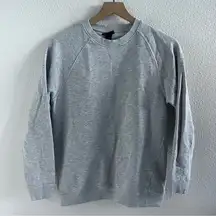 H&M Regular Fit Gray Crewneck Sweatshirt Classic Neutral Basics Small