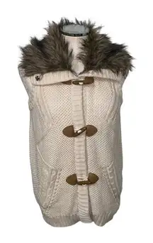 Pink Republic Ivory Cable Knit Faux Fur Collar Toggle Sweater Vest Size Medium