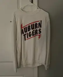 white auburn tigers ribbed sweatshirt, perfect condition, has finger holes. great for cold games!