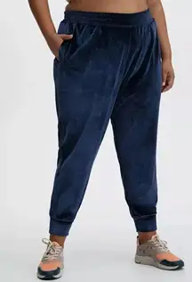 Fabletics  Daria Lux Velour Velvet Jogger Pants in Deep Navy​ Blue Women’s 1X