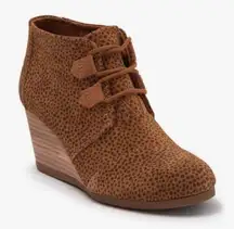 Toms Cheetah Print Wedge Heel Bootie
Shoes(Size 6)