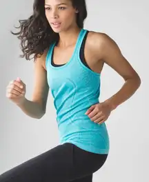 Lululemon Size 4 Swiftly Tech Racerback Tank Top Heathered Peacock Blue Seamless