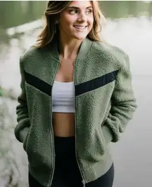 Zyia Active Olive Green Sherpa Bomber Jacket Size Large Full Zip Fleece Cozy