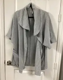 Z Supply Light Gray Women's Open Front Cardigan Wrap with Pockets