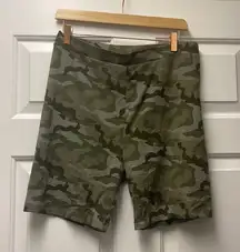 American Eagle camo biker shorts