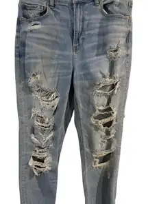 Distressed blue american eagle mom jeans