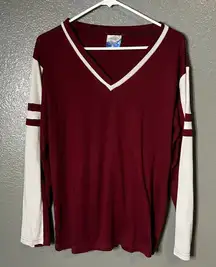 Sexilia Medium Varsity Stripe Long Sleeve V-Neck T-Shirt Maroon