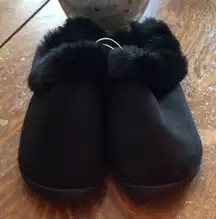 Womens Black Nordstrom Rack Faux Fur Trim Slipper Anti Skid sz small NWT