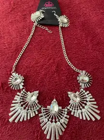 Beautiful New  Necklace And Earrings Set