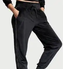 NWT Victoria’s Secret Black Velour Rhinestone Joggers‎ Size XL