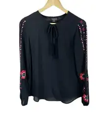 Bebe Black Floral Embroidered Sophie Tunic Blouse Sz XS Long Sleeved NEW