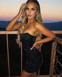 New Babyboo Serina Mini Dress Black, New with Tags, Size Aus L 12 US 8