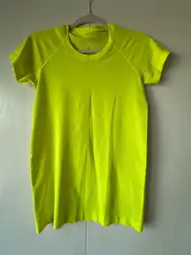Lululemon highlight yellow short sleeve swiftly tech