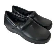 LL Bean Black Leather Slip On Clogs Sz 7.5