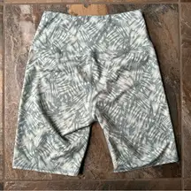 Maurices Crossover Waist Biker Shorts Women's Size XS Green White Marble Dye