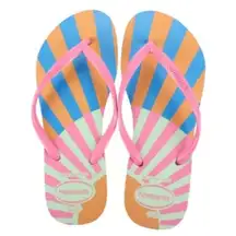 NEW Havaianas flip flops- size 6