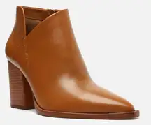 Arezzo Boots Size 9B Leather Pointed Toe Block Heel Pull On Booties NEW