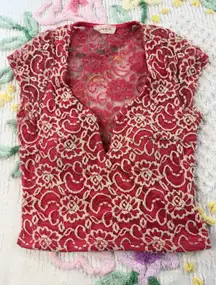 Sarah La USA Red Lace Floral Sheer V Neck Cap Sleeve Top Women's Size Small
