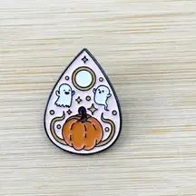 Cute Ghost Planchette Soft Enamel Pin, Cute Ghost Enamel Pins, Spooky Cartoon