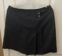 FINAL MARKDOWN Ladies iZod skort 8