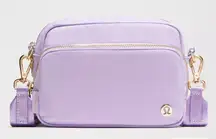 LULULEMON Everywhere Crossbody Bag 2L Metal Hardware -Lavender Frost/Gold