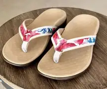Tide II Sandals