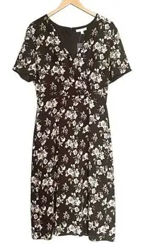 NWT DownEast Dress Black & White Floral Surplice Midi Modest Dress Size Large