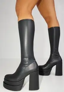 Steve Madden Cypress Black Platform Boots