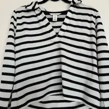 H&M Black and White Striped Sweater