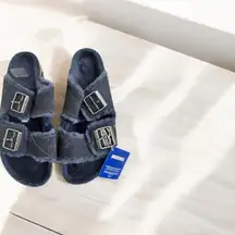 Birkinstock Blue Fluffy Arizona Size9.5 Slides