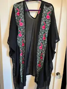 Betsy Johnson embroidered kimono