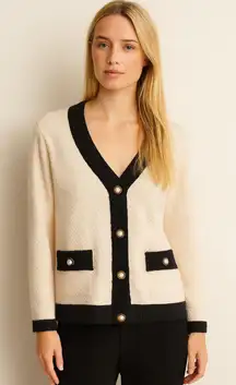 NWT Casly Lamiit V-Neck Cream Cardigan Sweater M Pearl Button Academia Preppy