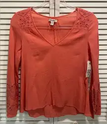 Billabong  Orange Crochet‎ Detail Bell Long Sleeve NWT Size Small V Neck