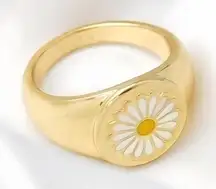 Gold Daisy Ring