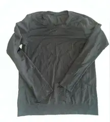 Lululemon Black Longsleeve Swiftly
Thick waistband