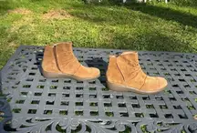 Munro Scout Tobacco Suede Ruched‎ Water Resistant Comfort Bootie size 5.5