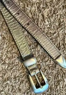 Leatherock Women’s Belt Sz Small Skinny Bronze Champagne Silver Metal Joints