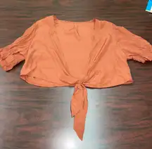 Tie Front Crop Top with Ballon Sleeves in Rust