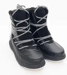 Kamik. Lea Pull Snow Boot.