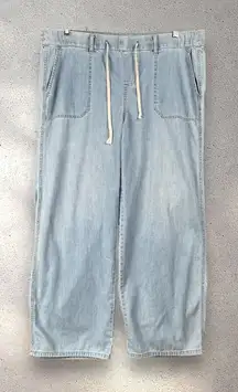 Torrid Feel The Fit Denim Pants Women’s 1R Light Wash Relaxed Fit Elastic Waist