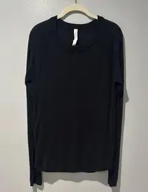 Lululemon Women’s Merino Wool Sweater Black Knit Sz 12. Yoga Exercise Workout