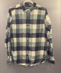 Carhartt women’s large 12/14 flannel plaid button down shirt blue cream utility