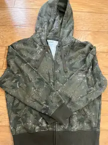 Old Navy Camo Zip Up Sweatshirt